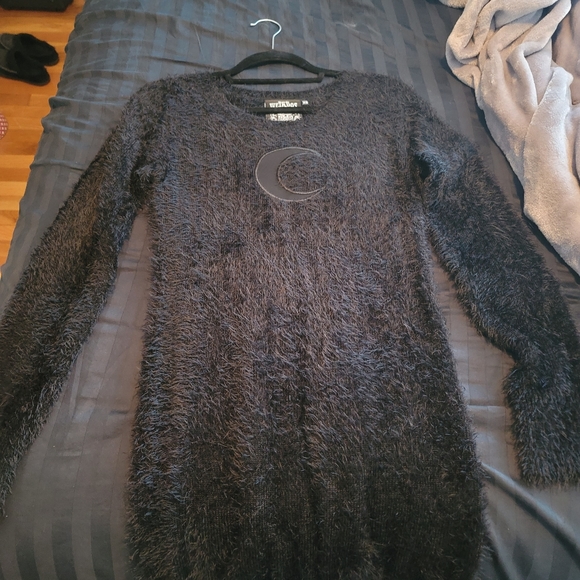 Mona Knit Sweater - Picture 3 of 7